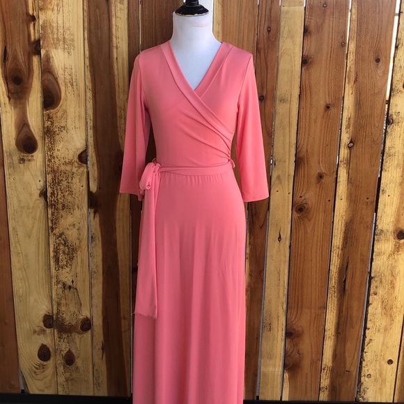 Vanilla Bay Coral Maxi Dress size Small - Picture 2 of 8